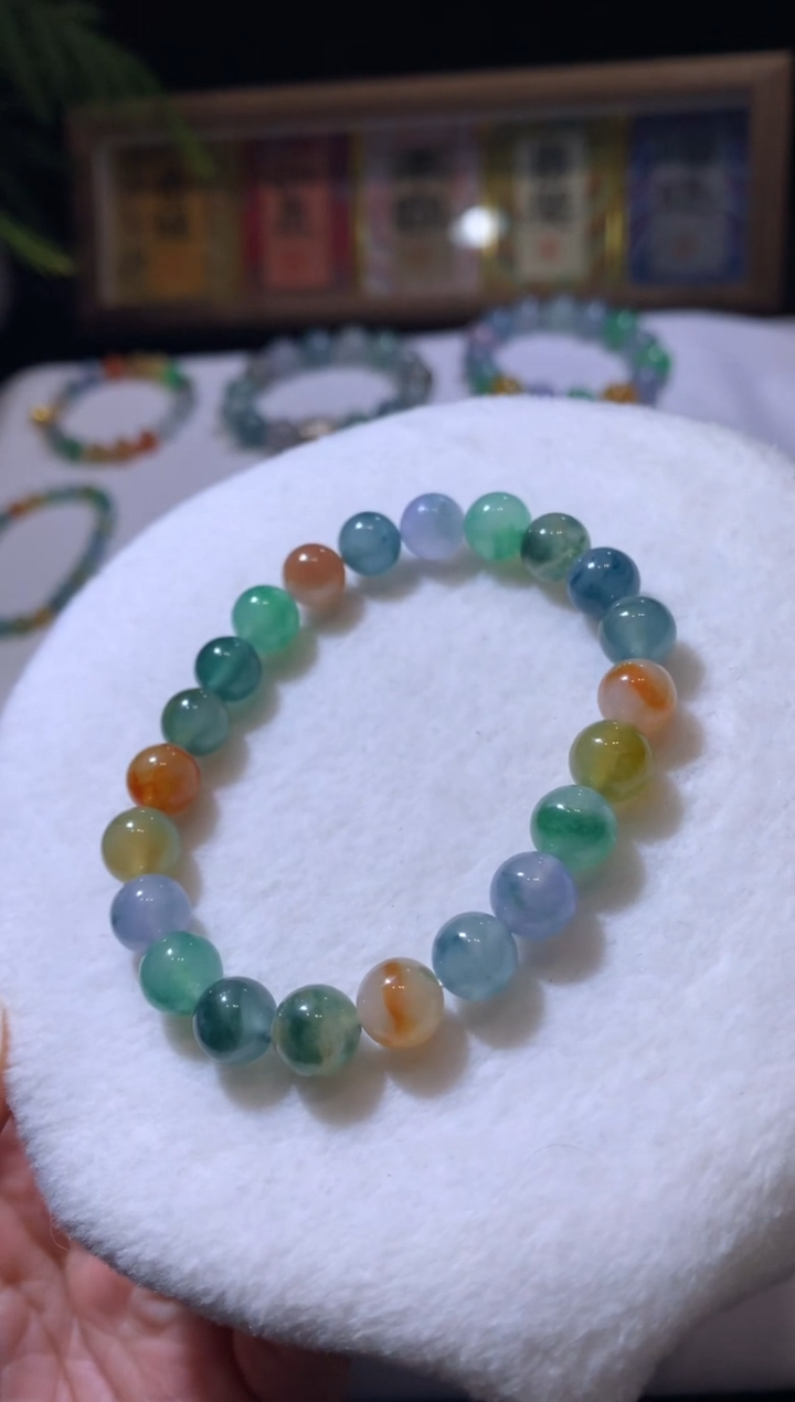 【闪购商品】定制翡翠未镶嵌8*手串68000+3400