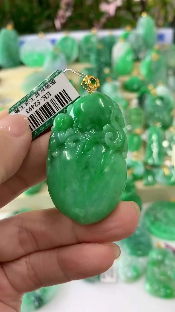 【闪购商品】翡翠吊坠(不含链)18K金镶嵌挂件