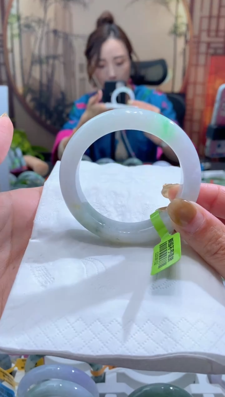 未镶嵌手镯翡翠000089408