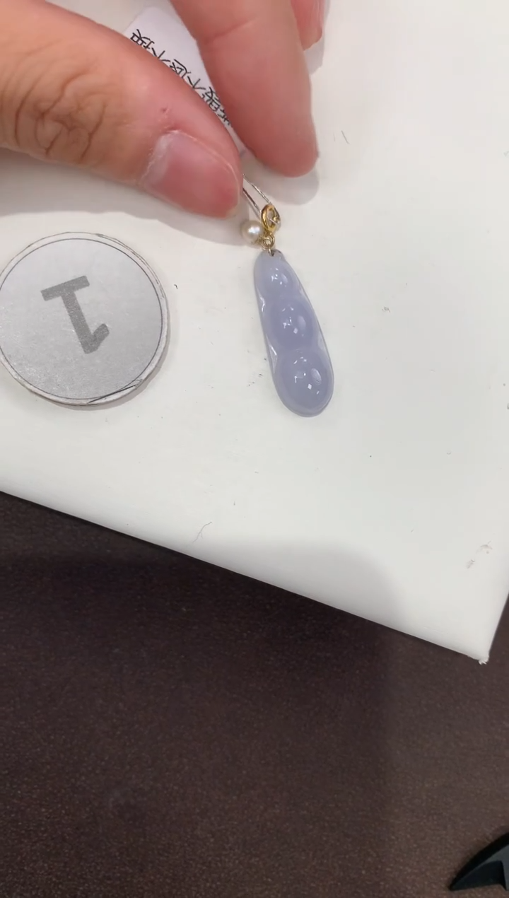 颈饰18K金镶嵌翡翠天然缅甸A货翡翠