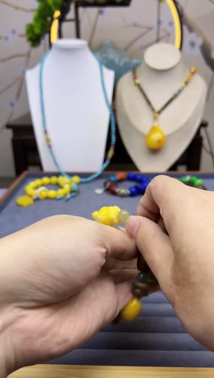 【闪购商品】蜜蜡手链未镶嵌qxd1qqqqqqqqq