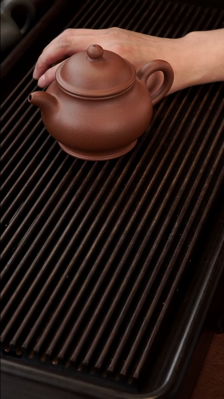 茶壶紫砂半手 潘壶 紫泥
