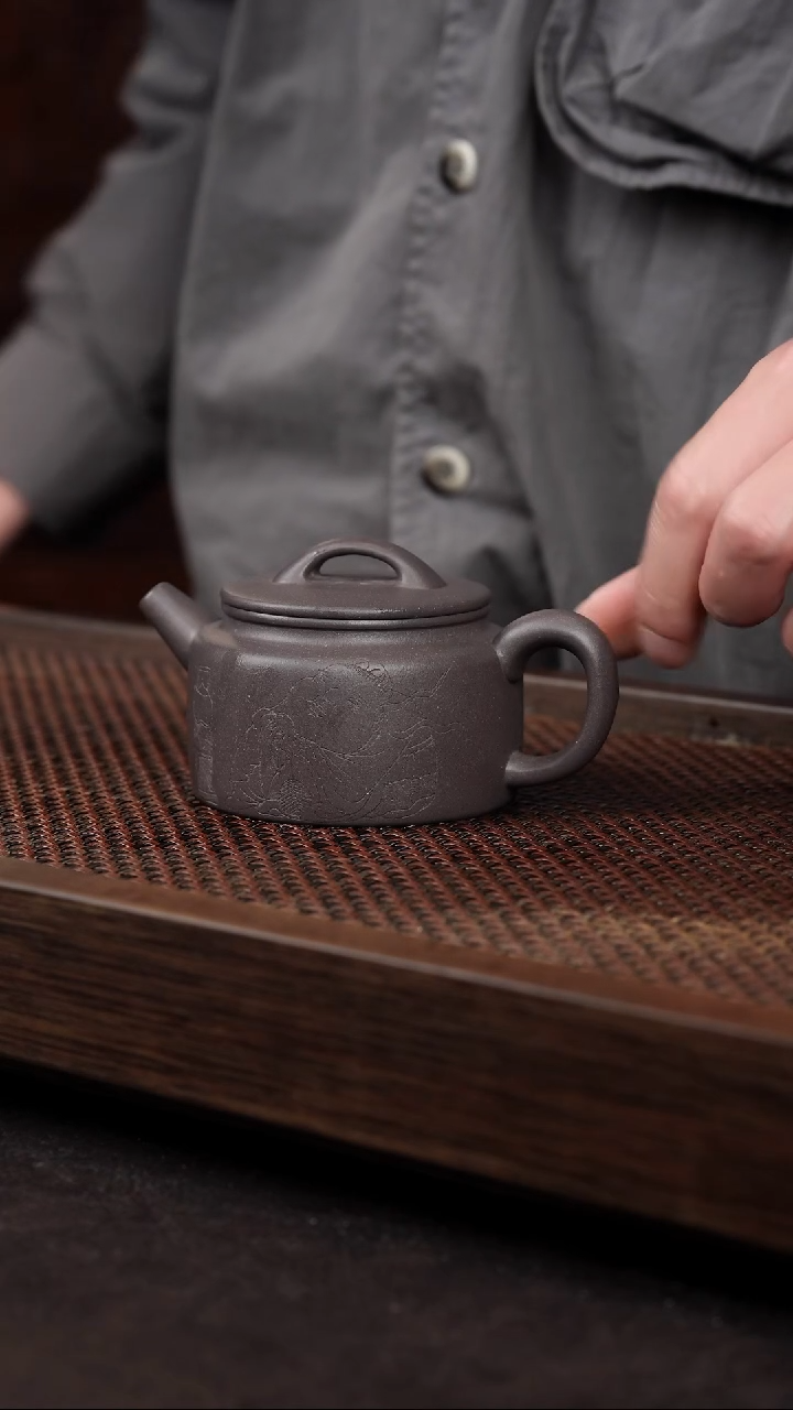 【闪购商品】紫砂茶壶天青刻绘德中