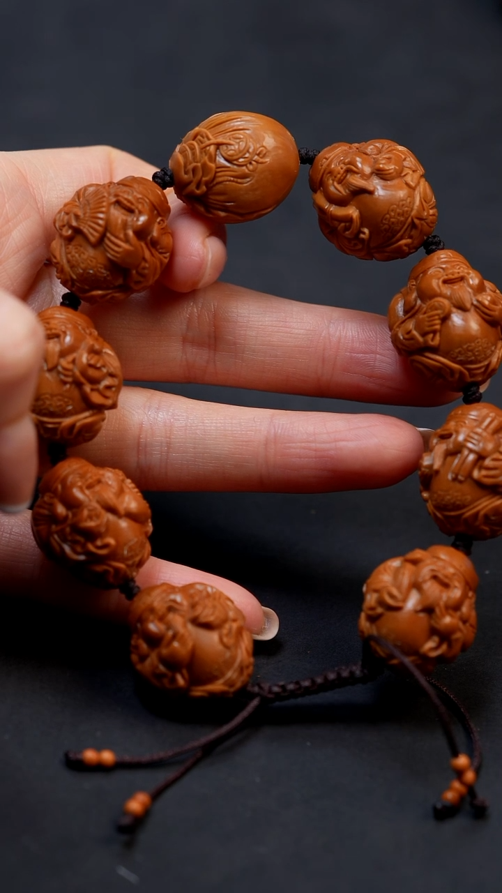 【闪购商品】橄榄核手串2.1八大财神