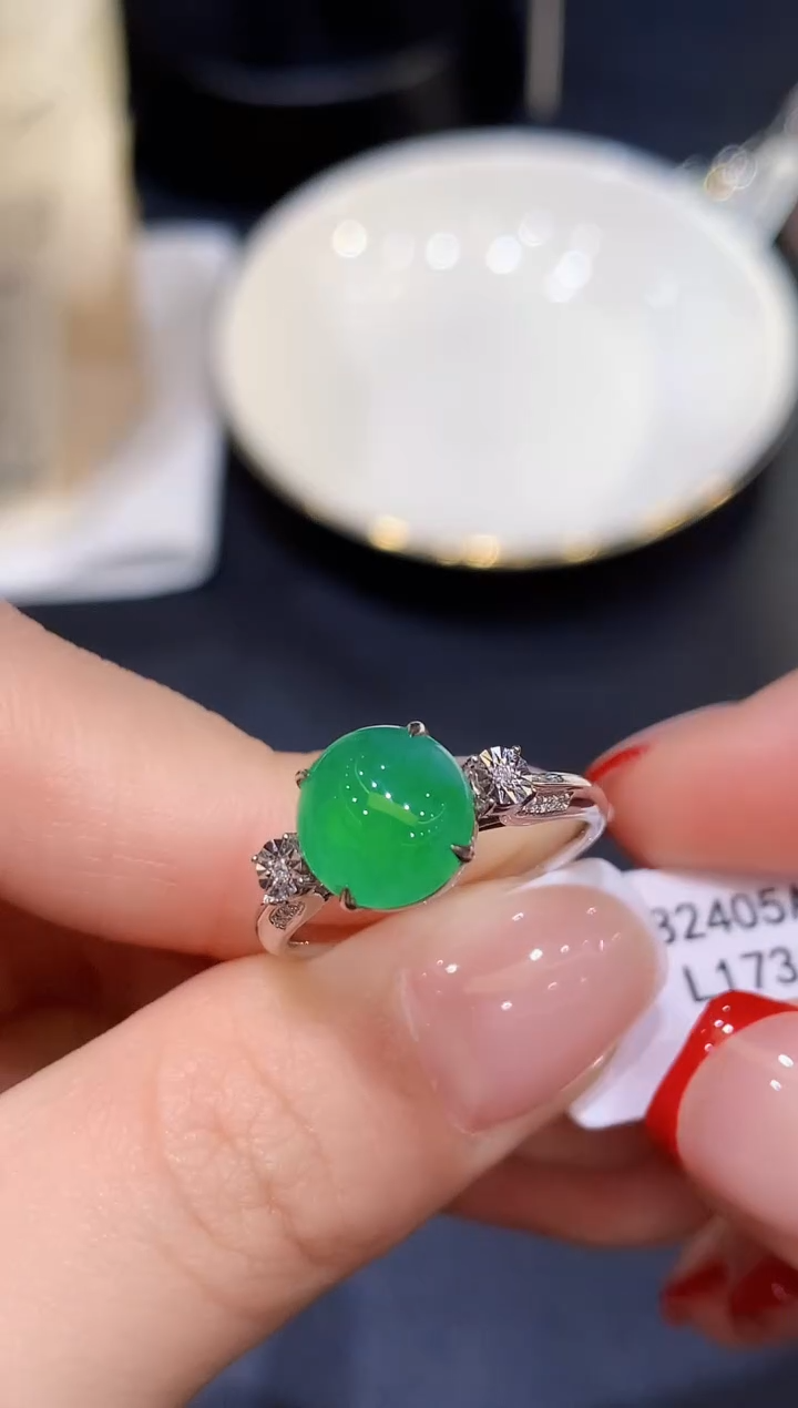 翡翠戒指18K金镶嵌L1731多样性发其一