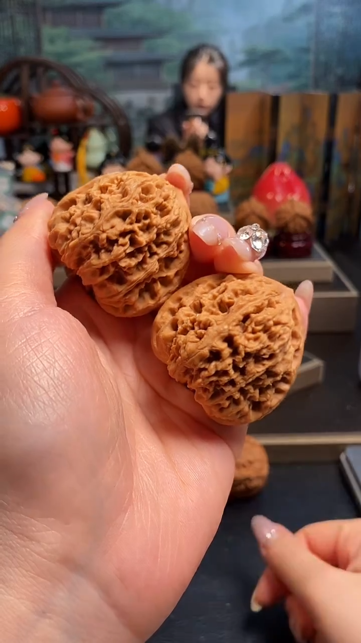 【闪购商品】文玩核桃吊坠B658南疆石44