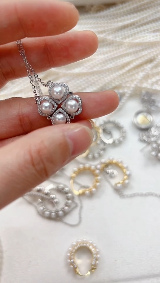 【闪购商品】淡水珍珠颈饰合金四叶草