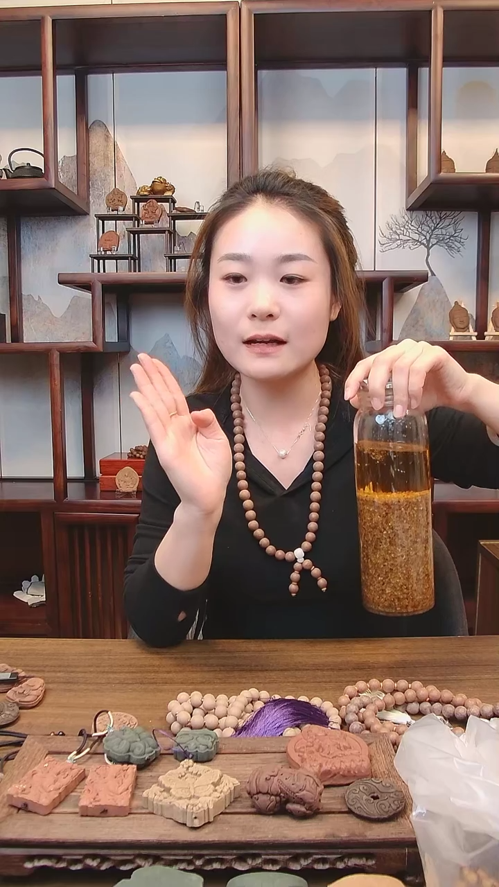 【闪购商品】古法香方 桂花木犀香方脖挂54子