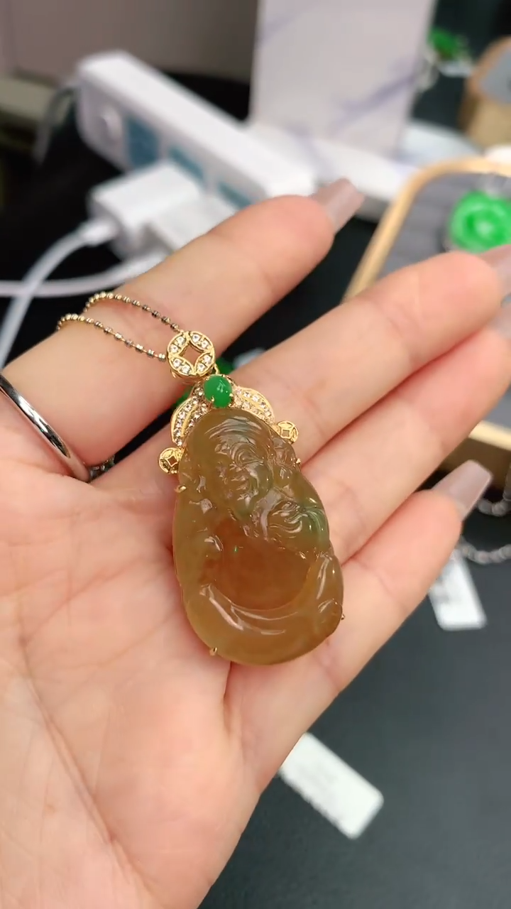 【闪购商品】翡翠颈饰18K金镶嵌赠礼盒证书