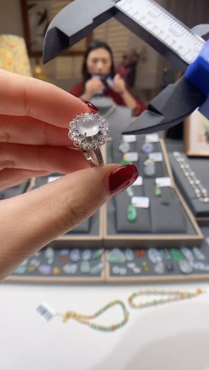 【闪购商品】翡翠戒指18K金镶嵌戒指