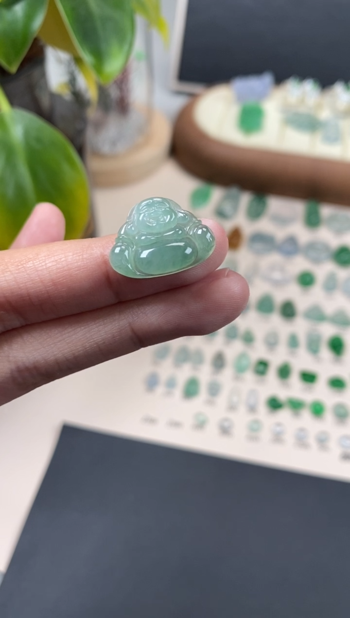 【闪购商品】翡翠颈饰未镶嵌翡翠冰胶佛公