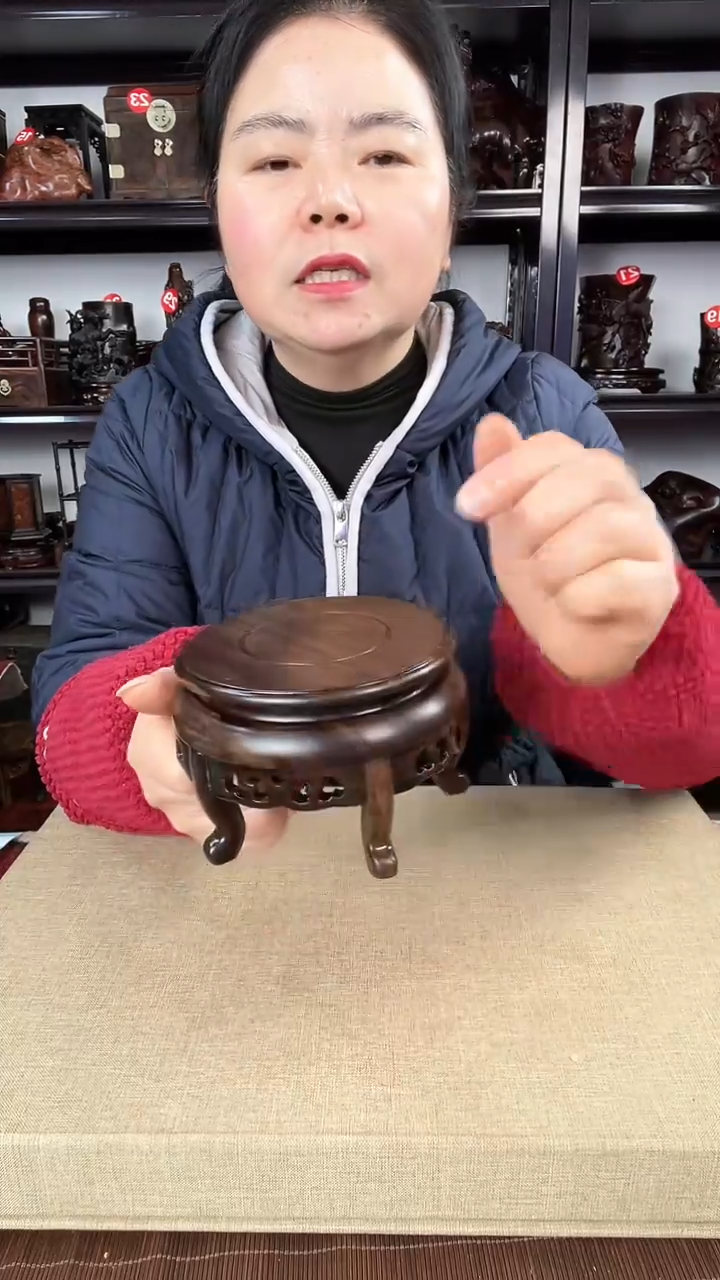 【闪购商品】木2696老李红木工艺品