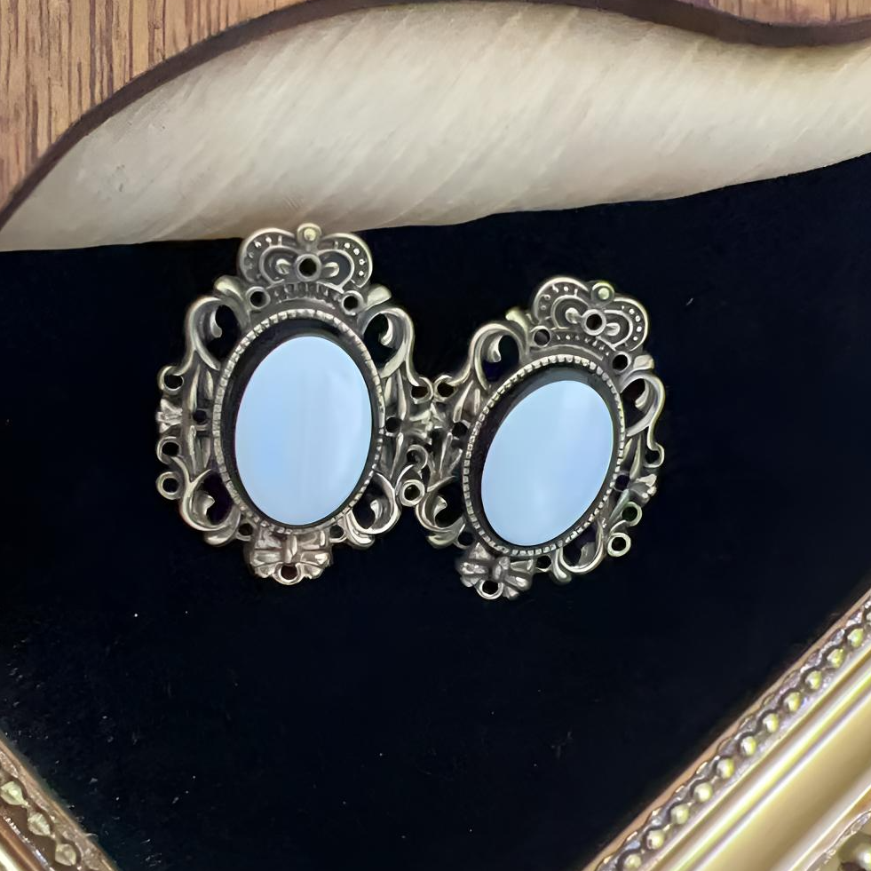 铜合金琉璃耳饰 渠道蓝色法式白色复古风耳钉246