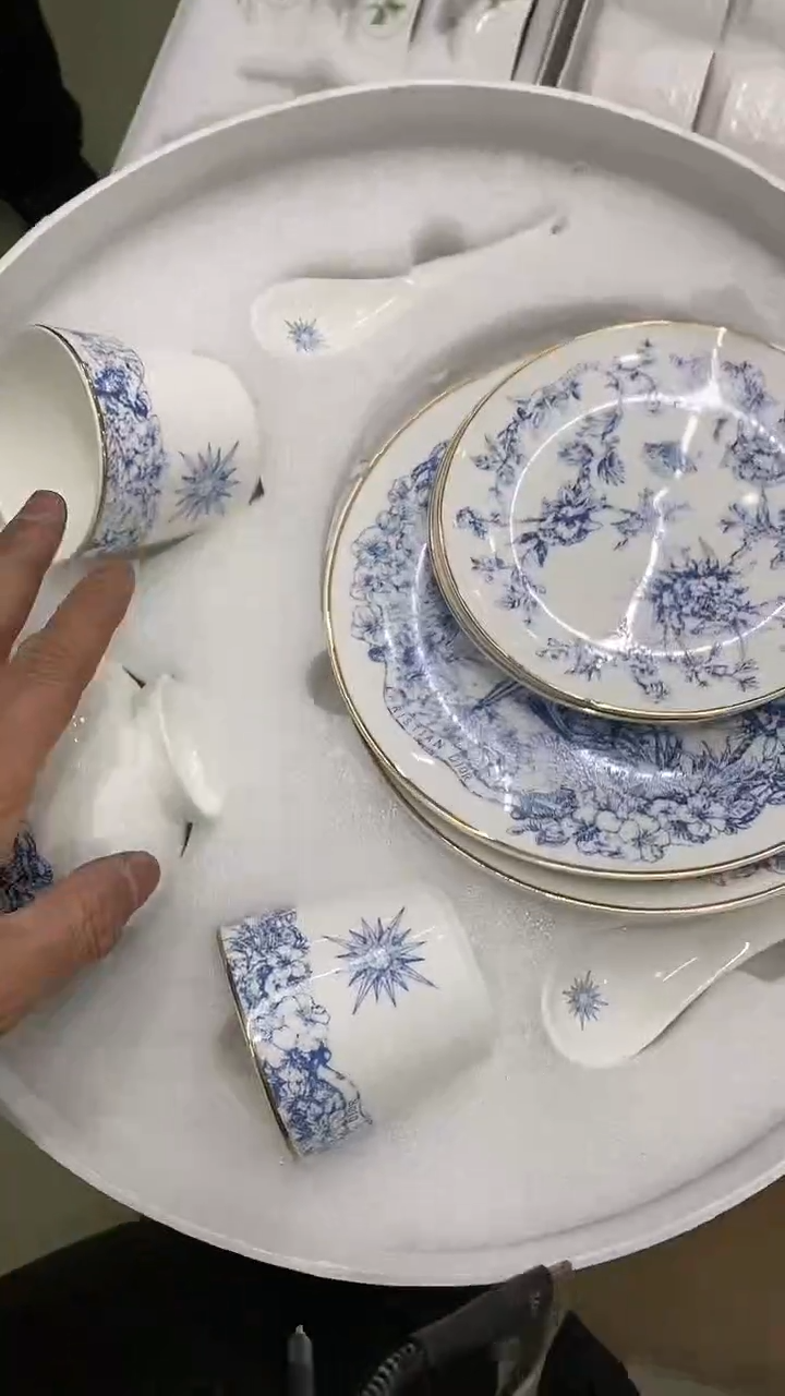 【闪购商品】瓷片00000000000000