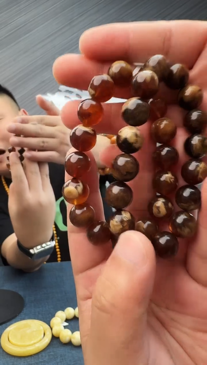 蜜蜡未镶嵌珠宝奇石假一罚十17，12多样性发其一