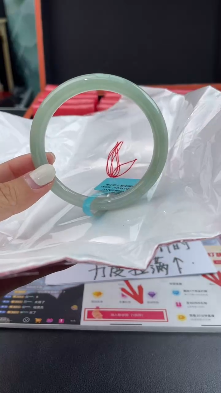 【闪购商品】翡翠手镯未镶嵌3翡翠手镯