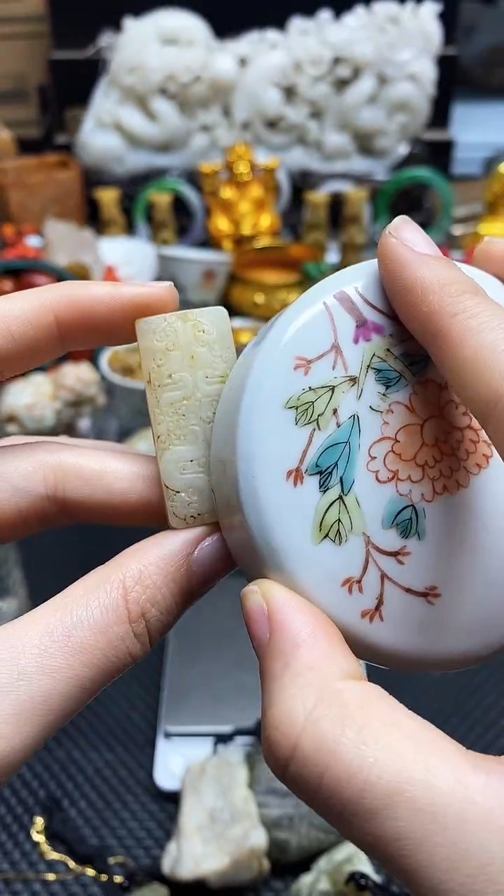 【闪购商品】瓷片瓷片瓷器 摆件1个