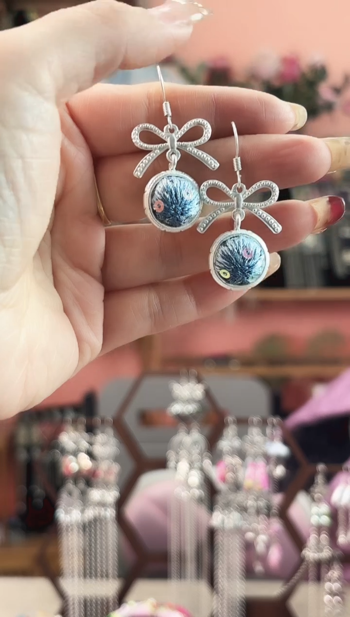 艺枝独绣手工饰品272