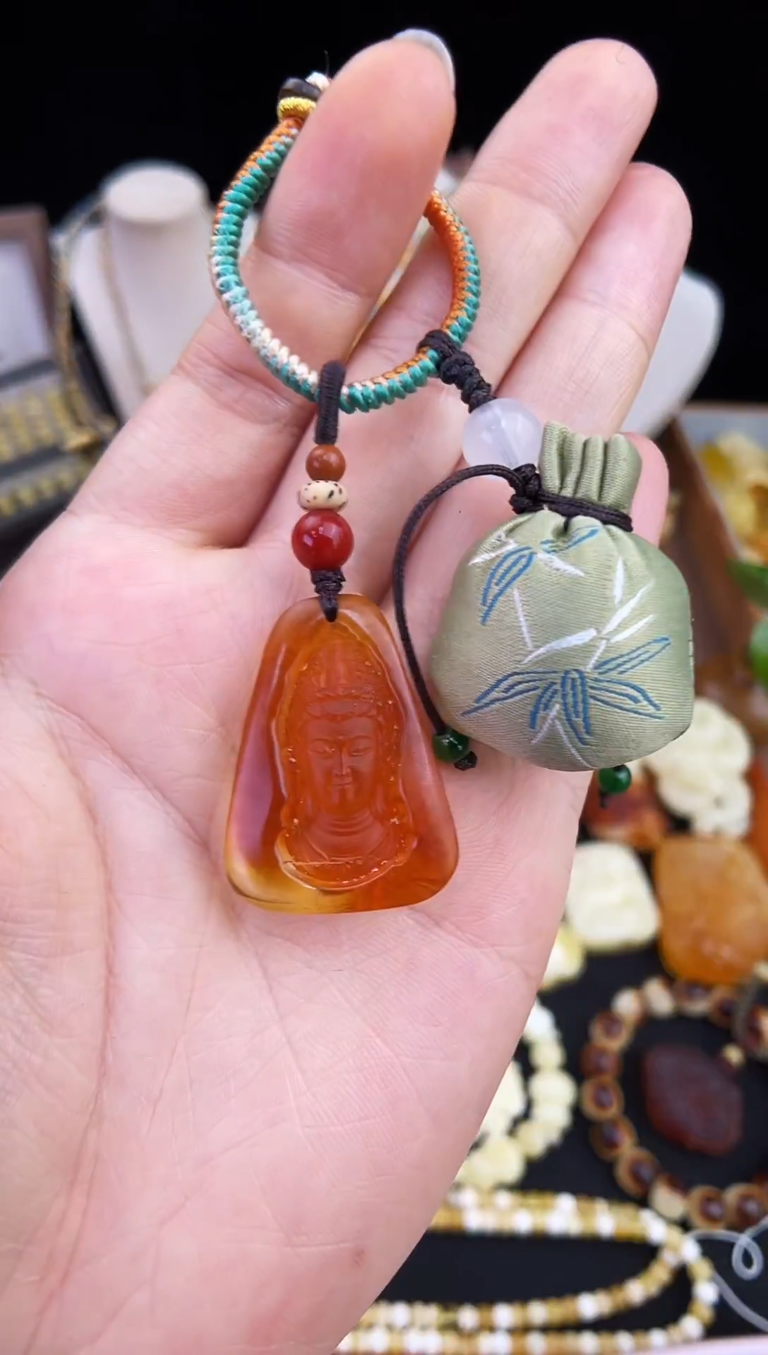 琥珀未镶嵌珠宝奇石柒月