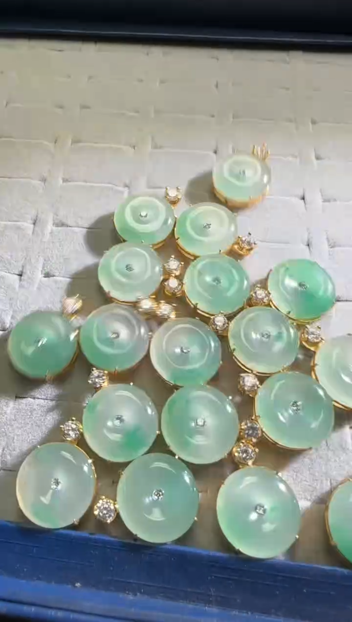 吊坠(不含链)银S925镶嵌石英质玉（非洲翠）【多样性发其一】00002916