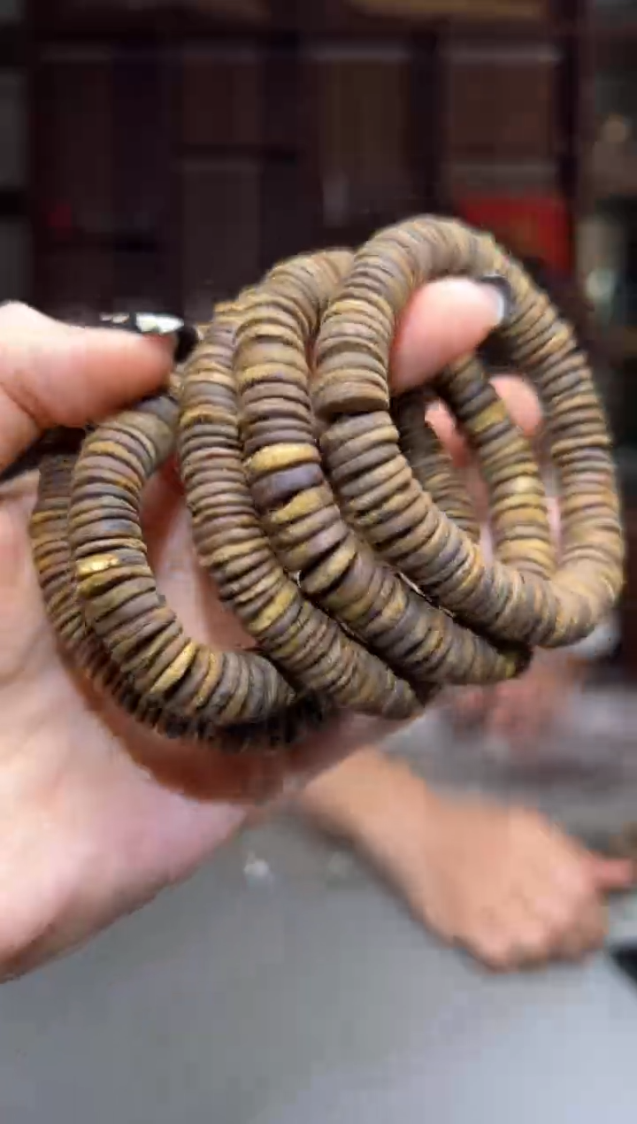 沉香碎屑沉香738号陆河1.0片片配碎屑香粉多样性发一11