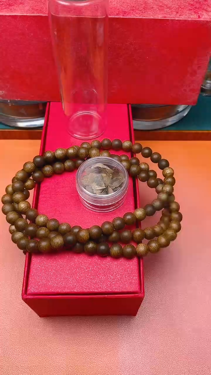 【闪购商品】沉香手串海南金沙叶0.8多圈B0896880