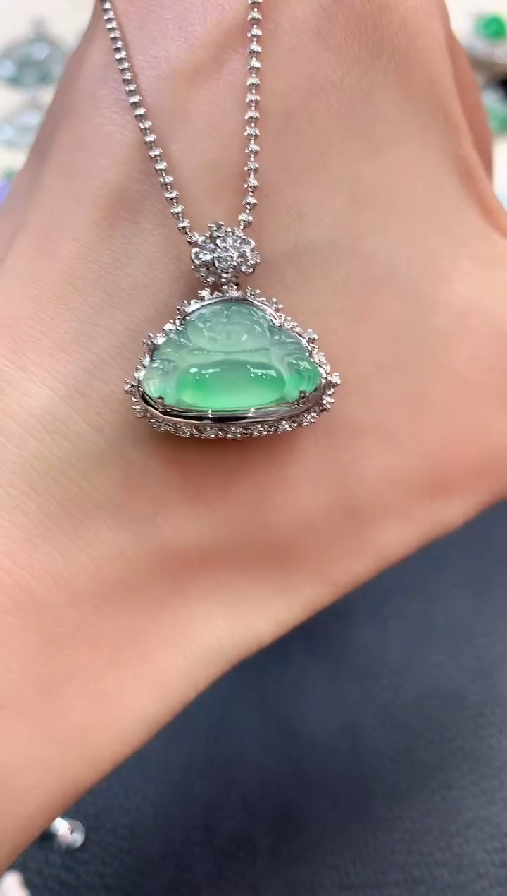 【闪购商品】翡翠吊坠(不含链)18K金镶嵌m6       