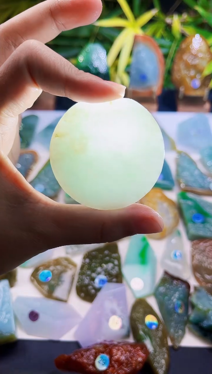 未镶嵌定制翡翠翡翠