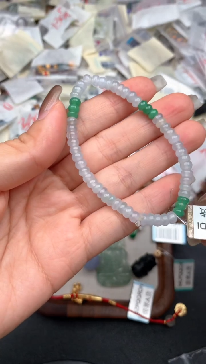 未镶嵌挂件翡翠一