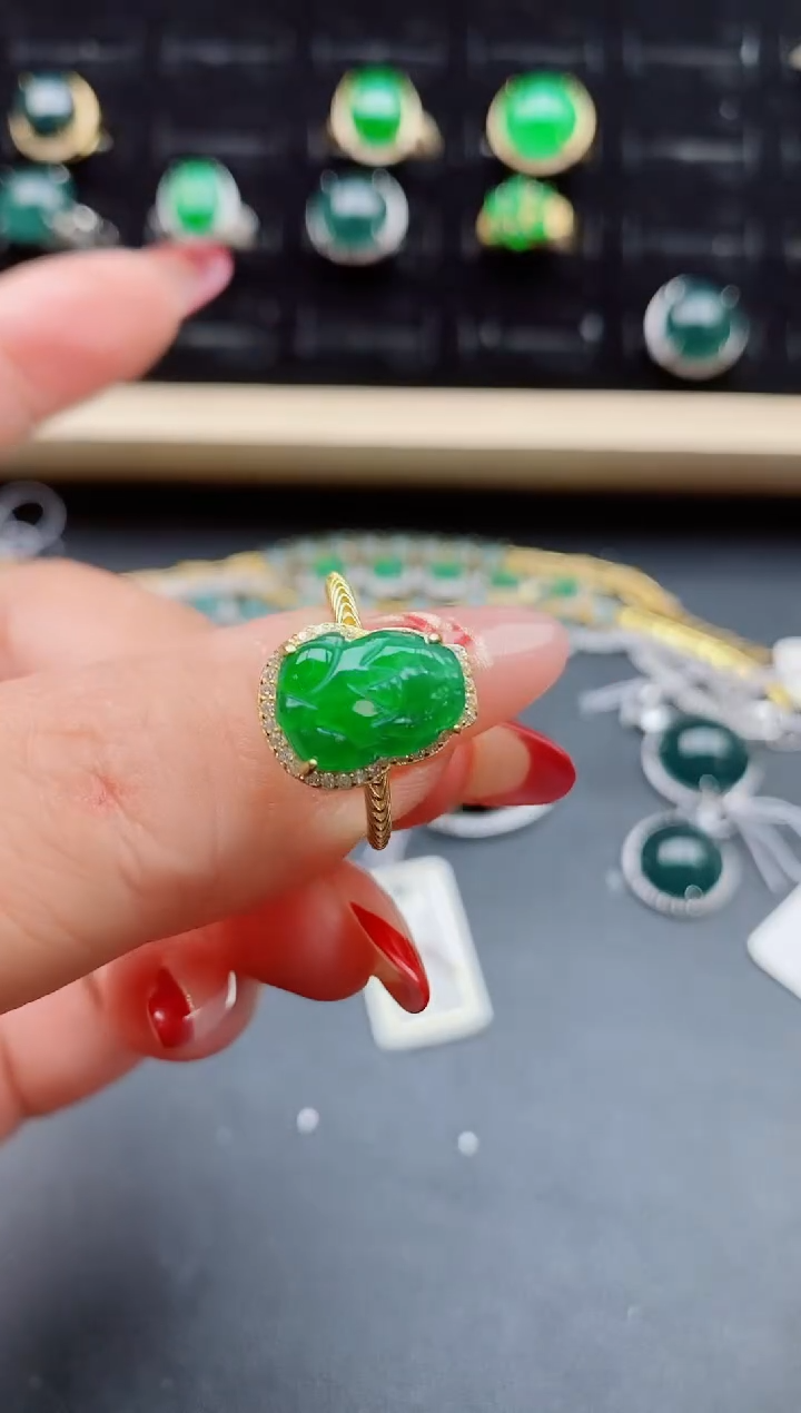 【闪购商品】翡翠戒指银S925镶嵌580550