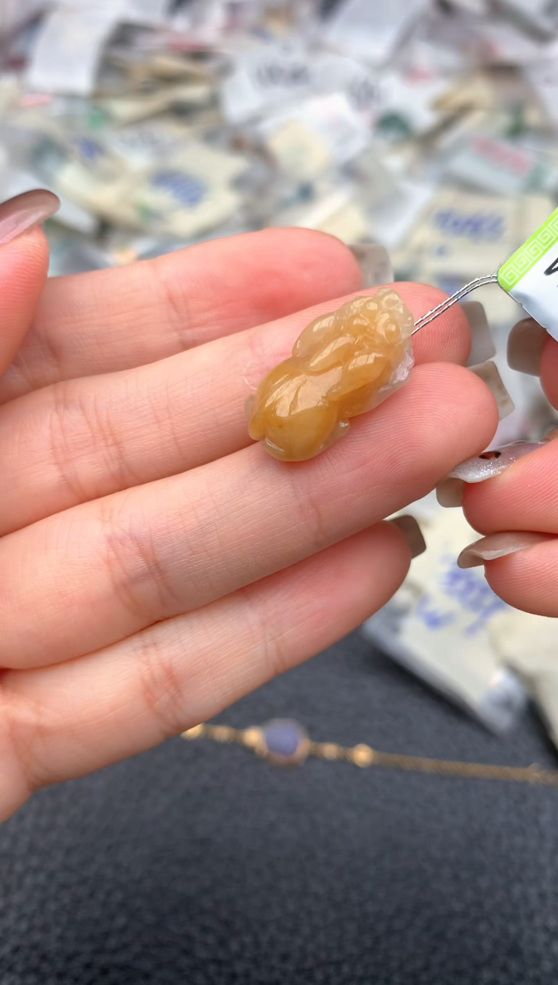 未镶嵌挂件翡翠—