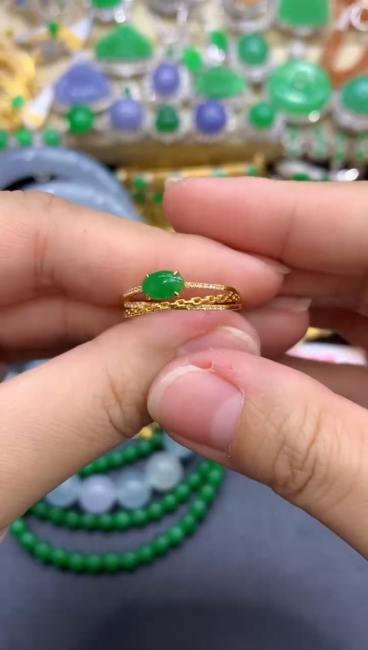 18K金镶嵌戒指翡翠331-中国好珍宝