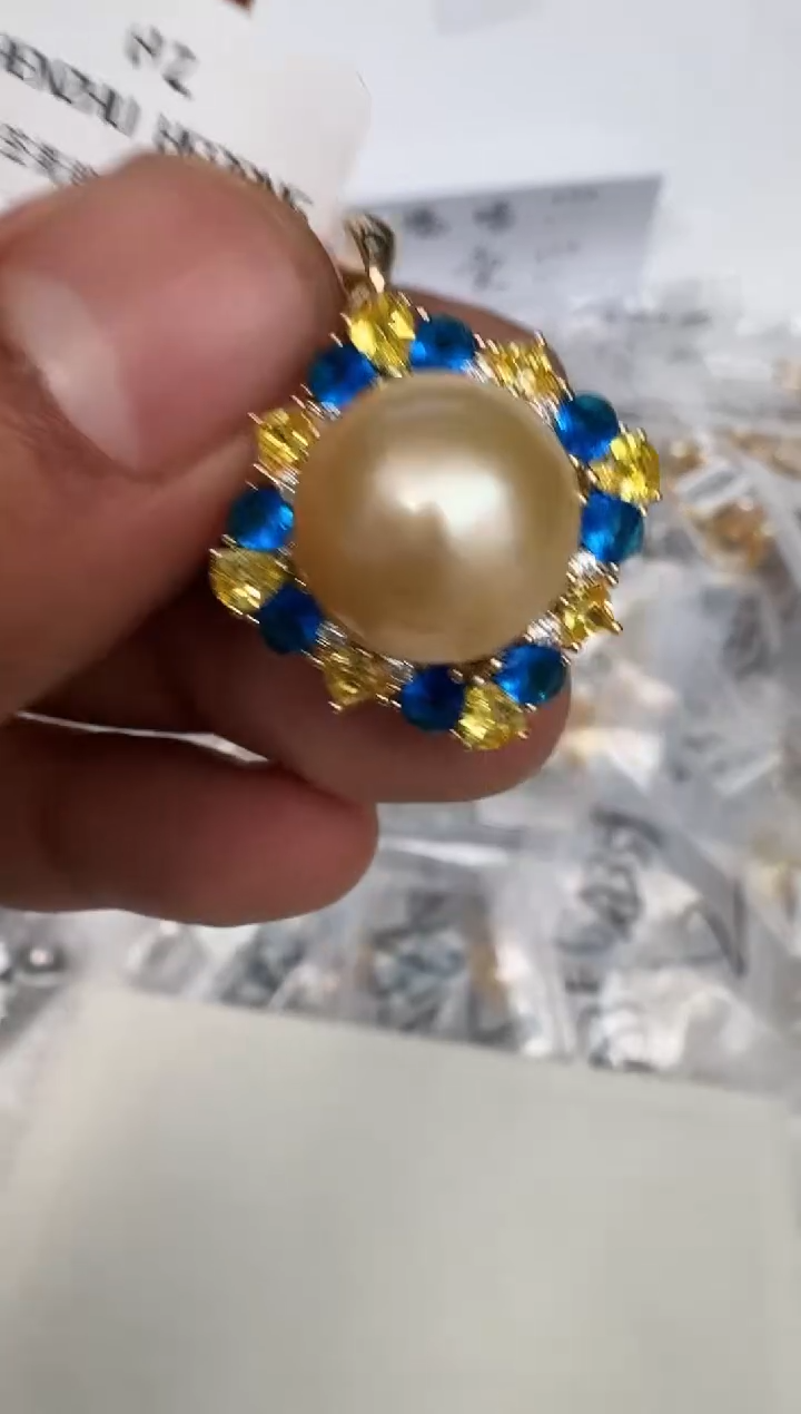 颈饰银S925镶嵌海水珍珠吊坠