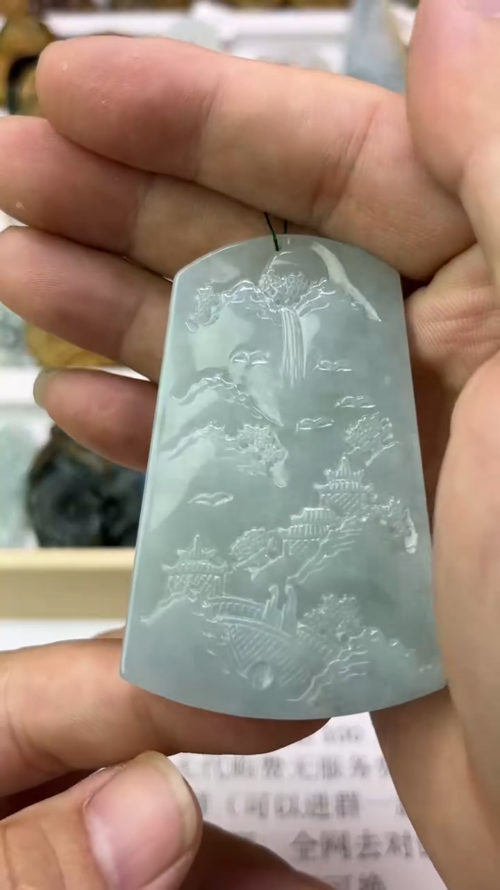 翡翠未镶嵌颈饰<****＞天然翡翠