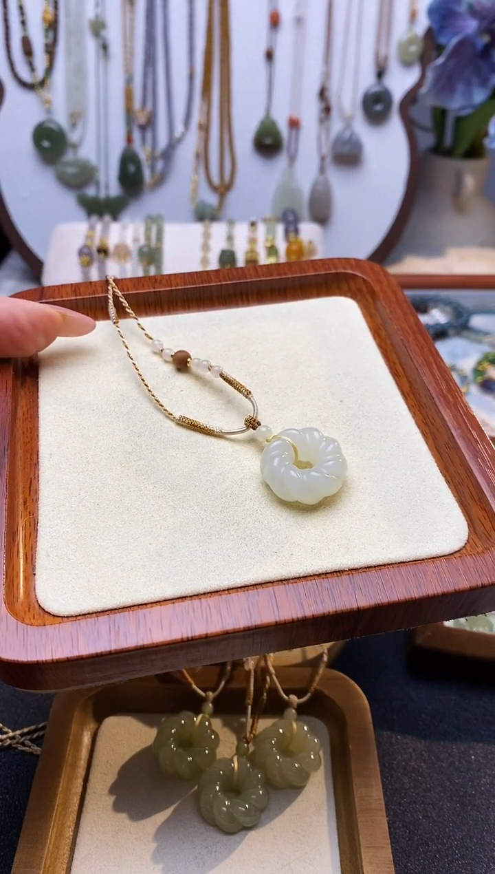 颈饰未镶嵌和田玉C****i麻花