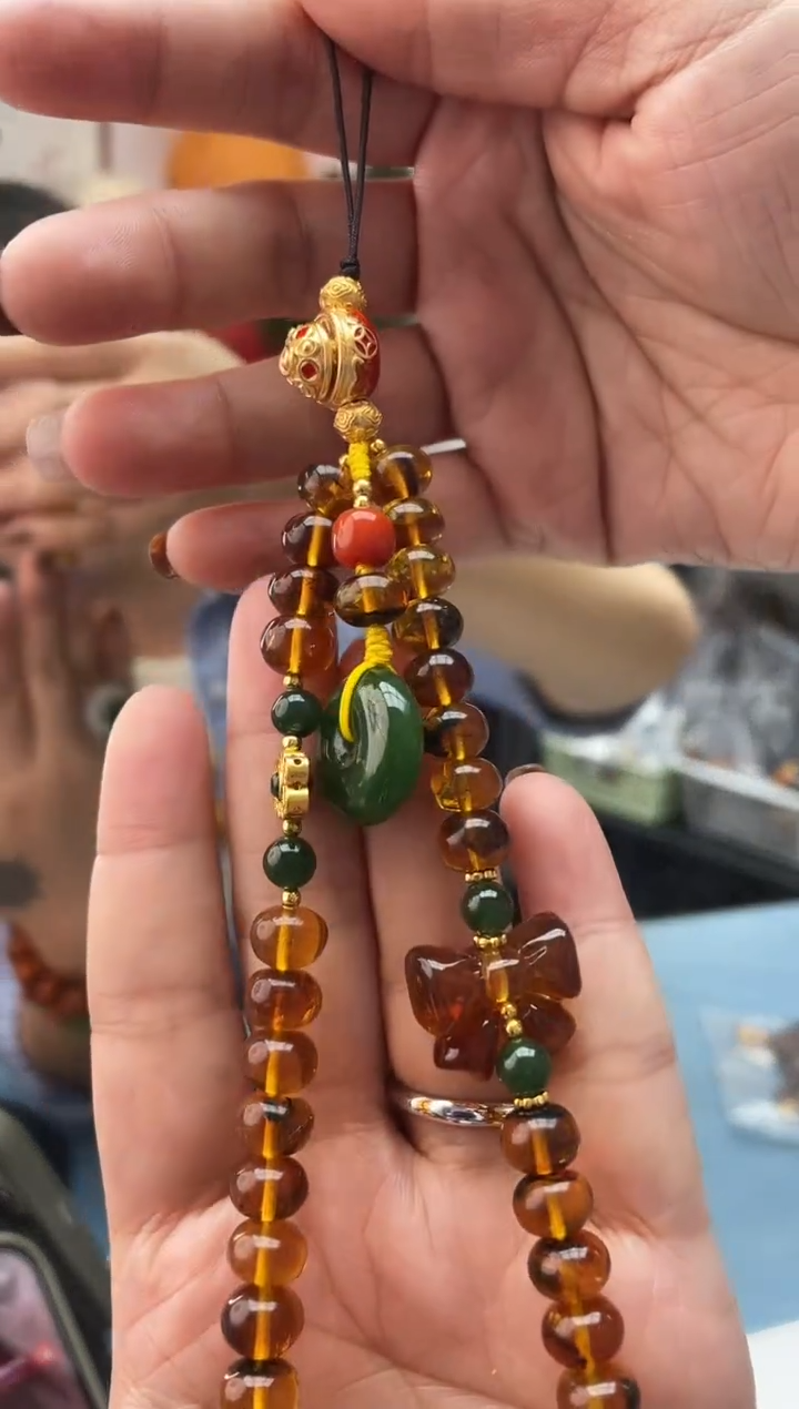 【闪购商品】琥珀珠宝奇石未镶嵌吊坠