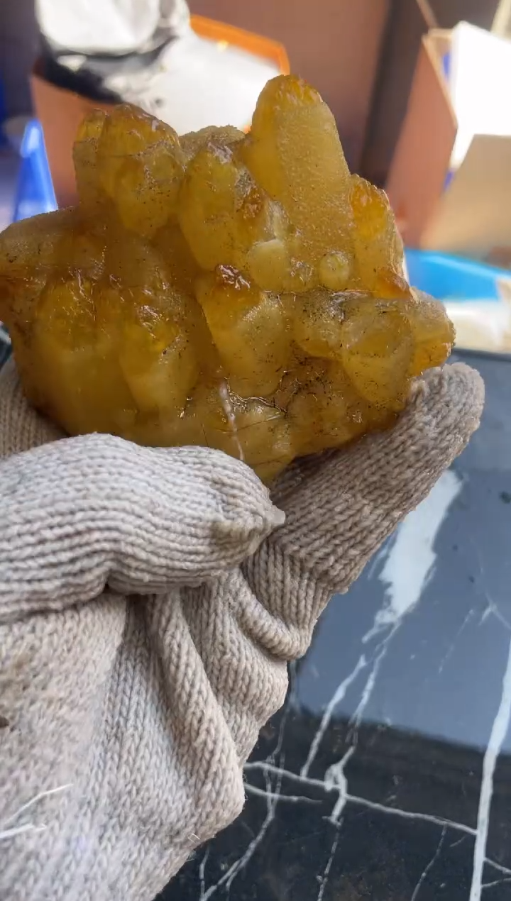 【闪购商品】水晶原石未镶嵌天然黄水晶原石摆件