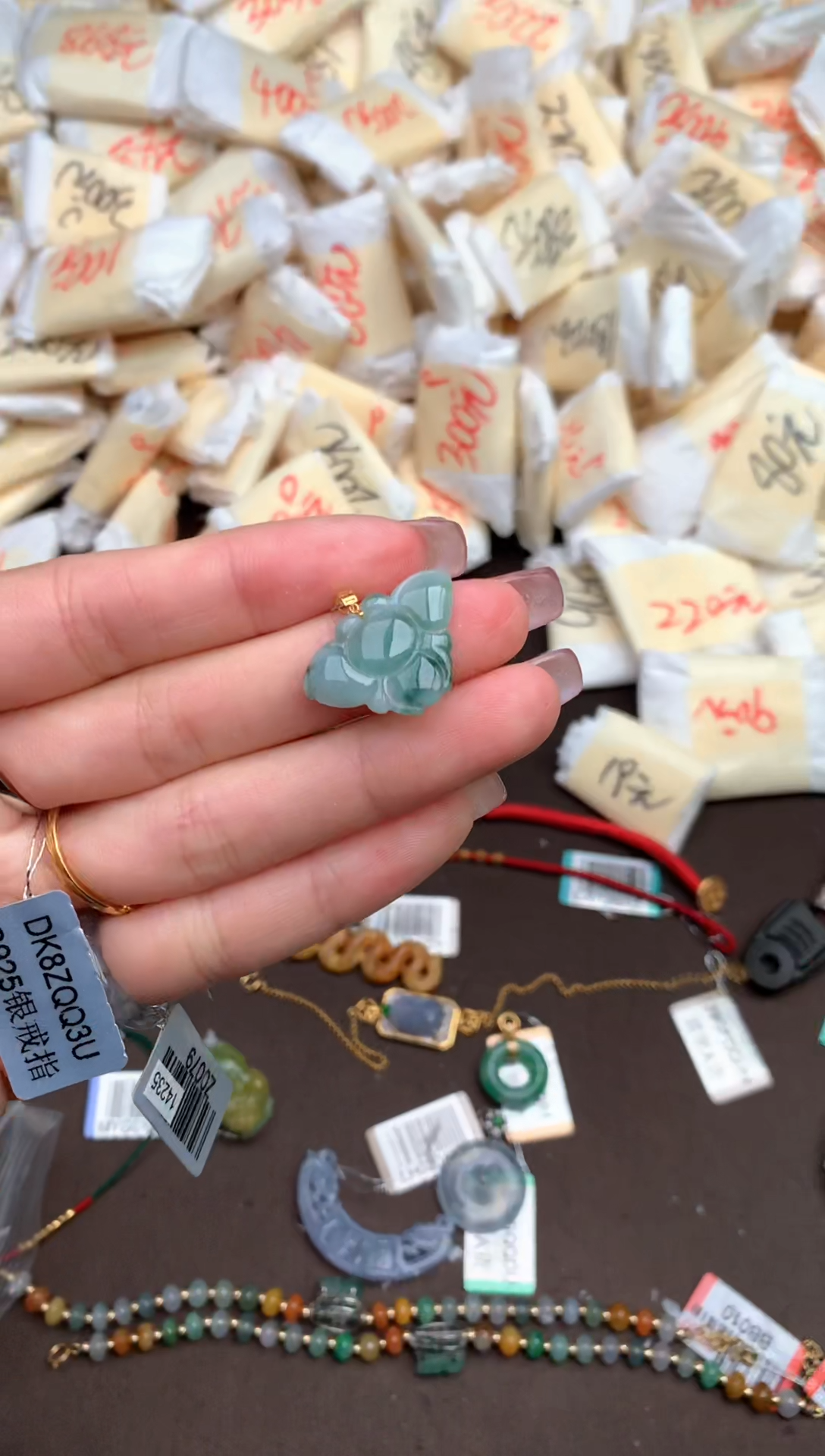 【闪购商品】翡翠挂件18K金镶嵌一