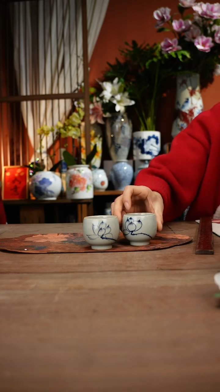 现代高温釉下彩手绘陶瓷餐具