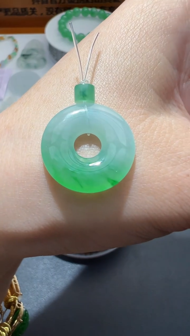 定制翡翠未镶嵌18.8*3.4平安扣