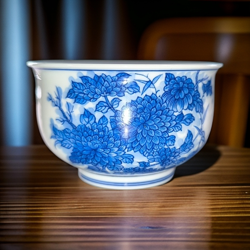 【小乔赏瓷】景德镇手工手绘青花蝶恋菊炉式杯xygy161.