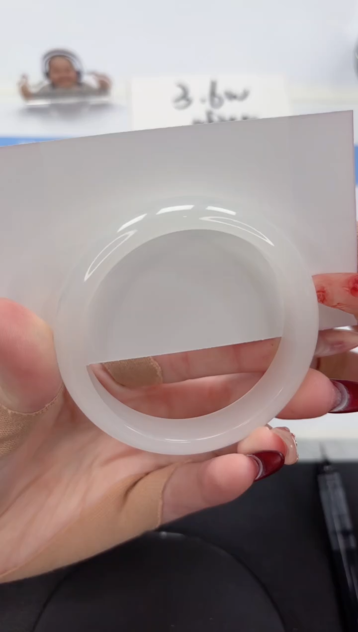 【闪购商品】石英质玉手镯未镶嵌A68-56.4