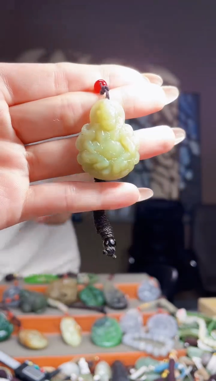 【闪购商品】和田玉颈饰未镶嵌拍一发一