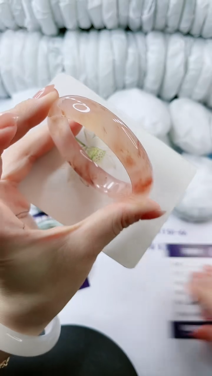 【闪购商品】石英质玉手镯未镶嵌多样性发货L13