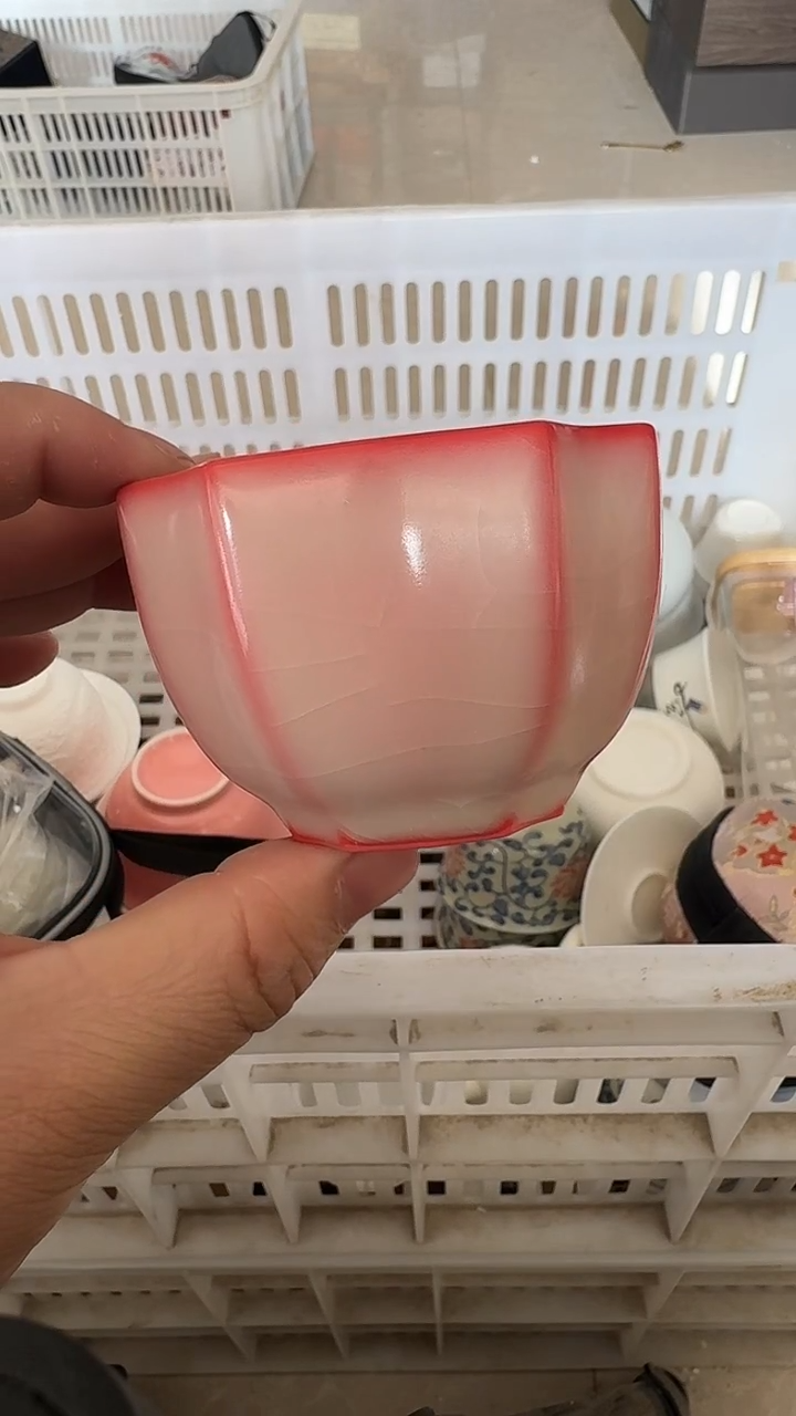 杯无运费险有瑕疵的摄影的产品有使用过的痕迹有点脏介意勿拍