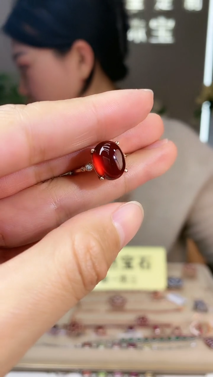 【闪购商品】石榴石手饰银S925镶嵌手饰