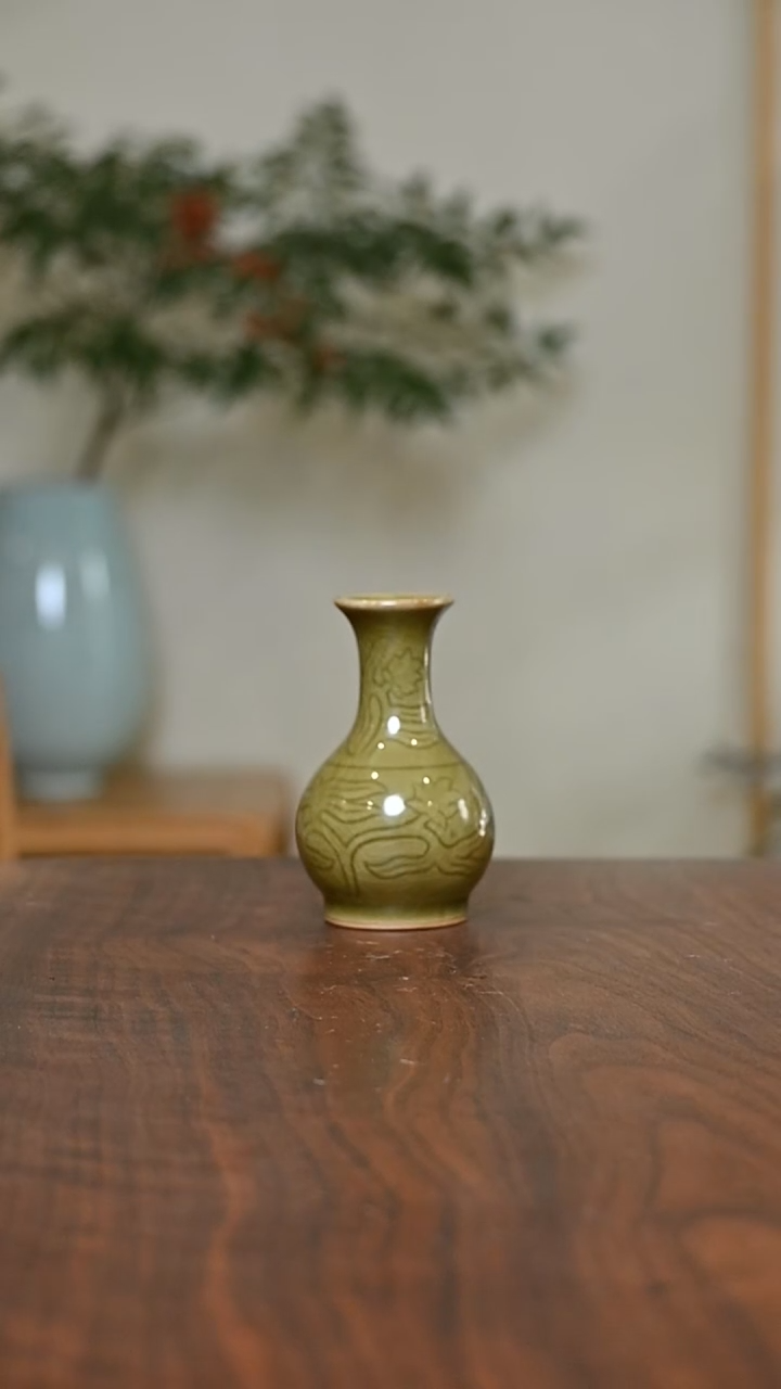 鹅颈瓶 矿石釉 微瑕 朱家汝窑款