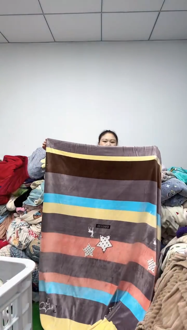 法兰绒2.3X3.5左右以主播所说为准