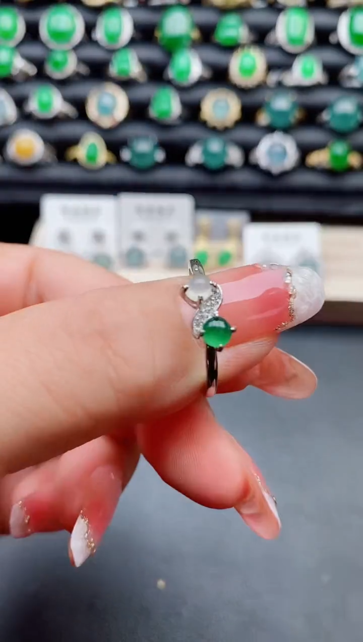 【闪购商品】翡翠戒指银S925镶嵌508080