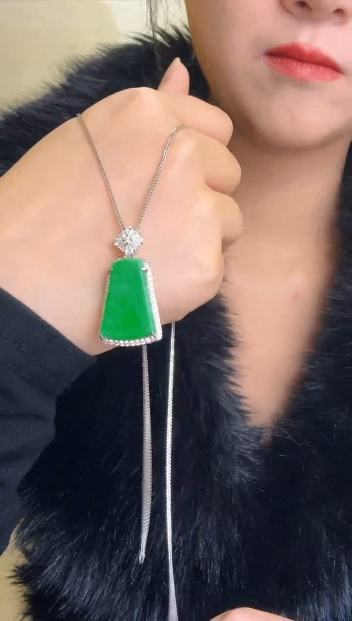 【闪购商品】翡翠吊坠(不含链)银S925镶嵌吊坠